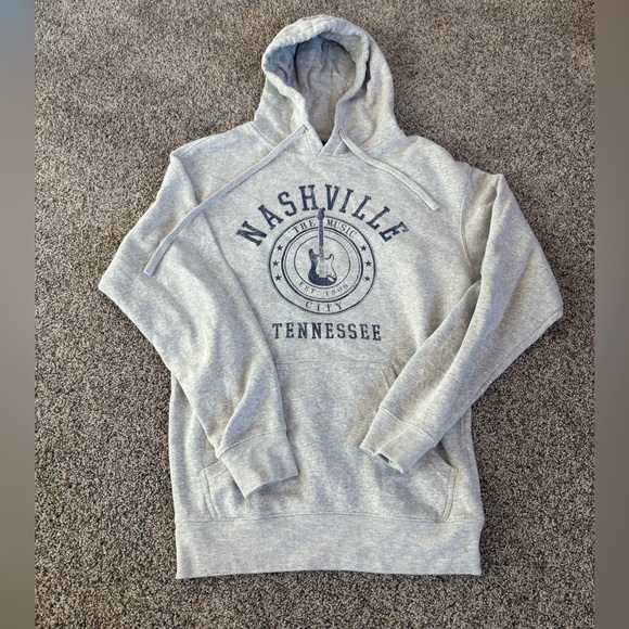 Sweaters - Nashville Tennessee Gray Pullover Hoodie Sweatshirt preowned medium cozy warm